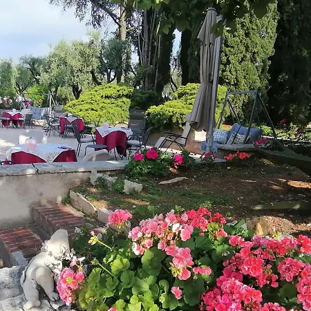 Hotel Paradiso