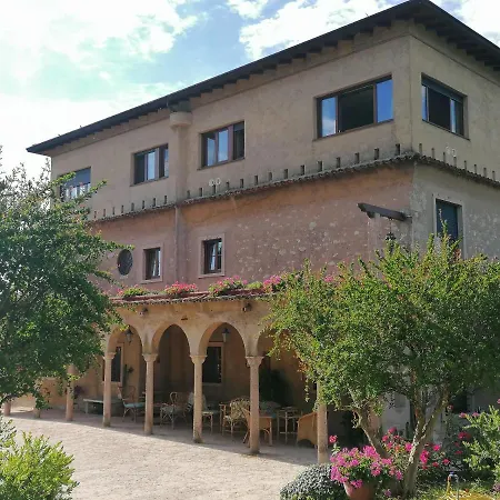 Paradiso Hotel *